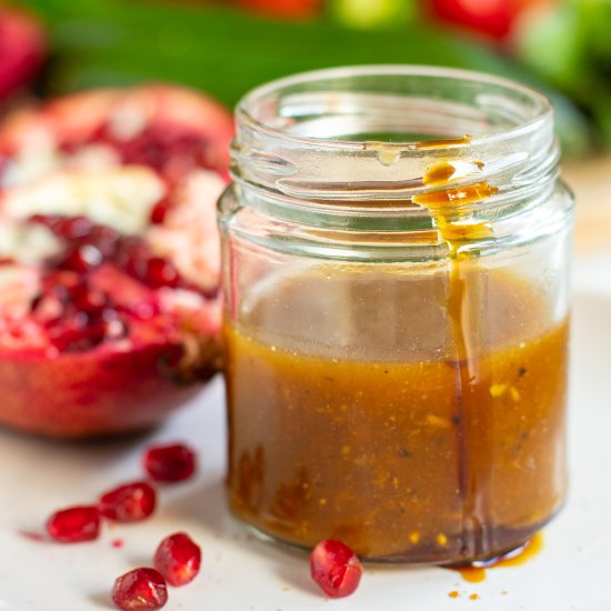 Pomegranate Dressing