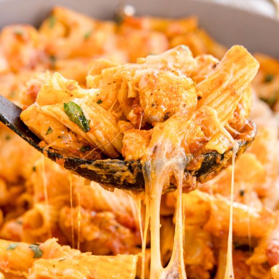 Easy Chicken Parmesan Pasta