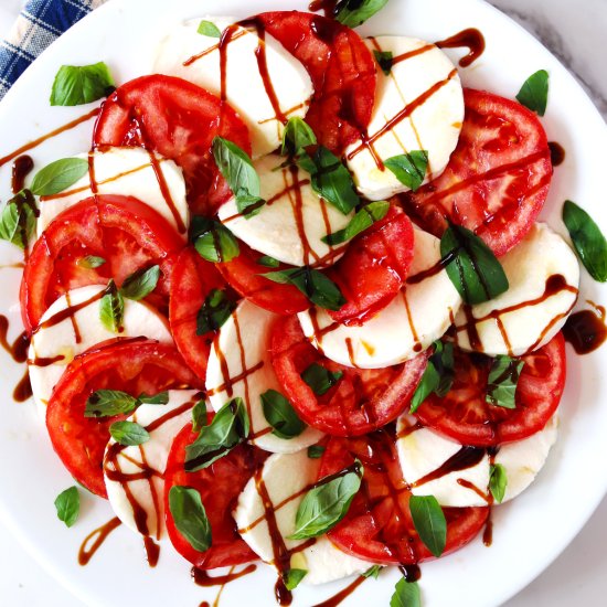 Easiest Caprese Salad