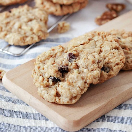 Chewy Raisin Bran Oatmeal Cookies