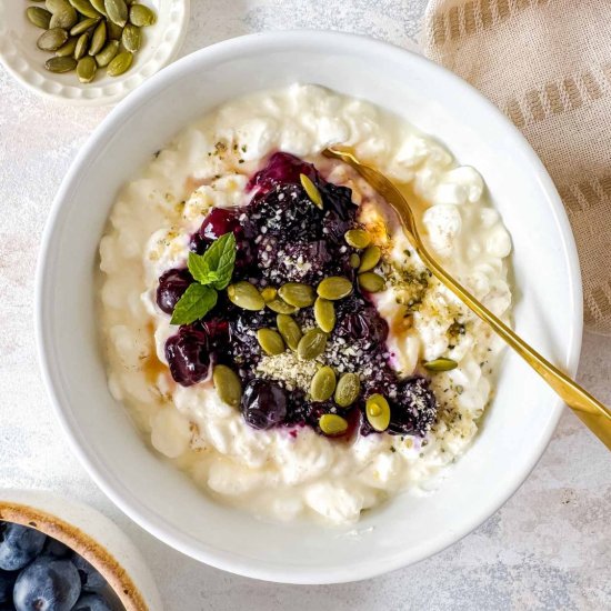 Blueberry Cottage Cheese Bowl