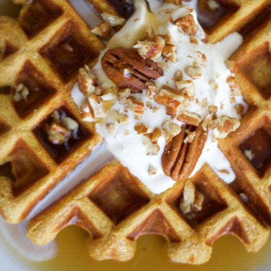 Easy Kodiak Cakes Pumpkin Waffles