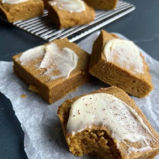 Pumpkin Spice Blondies
