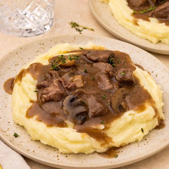 Crockpot Beef Tips and Gravy