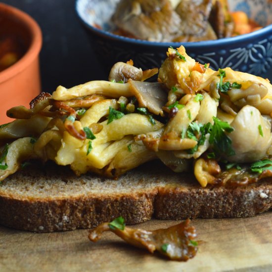 Garlic Butter Oyster Mushroom Skillet