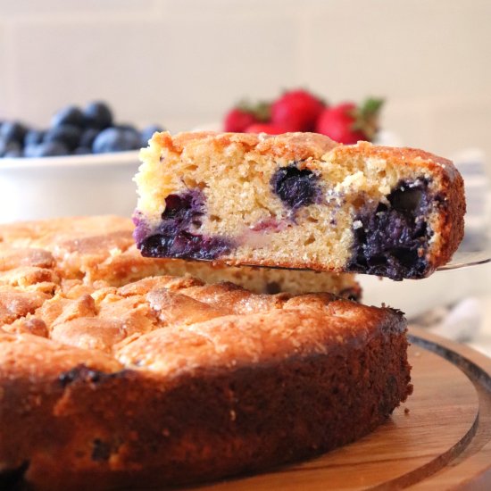 Einkorn Mixed Berry Cake