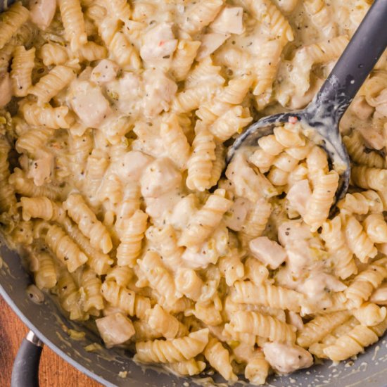 Salsa Verde Chicken Pasta