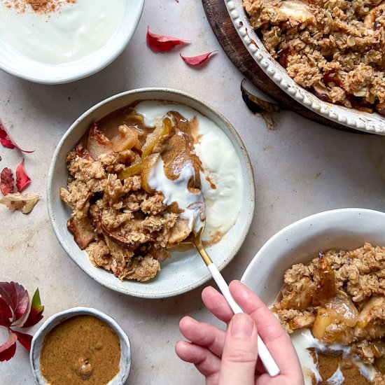 Simple Vegan Apple Crisp