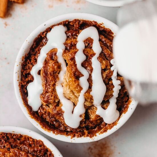 Air Fryer Cinnamon Roll Baked Oats
