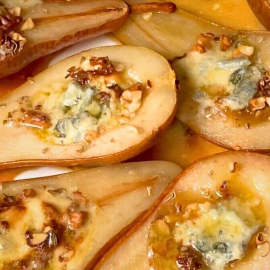 Easy Baked Gorgonzola Pears