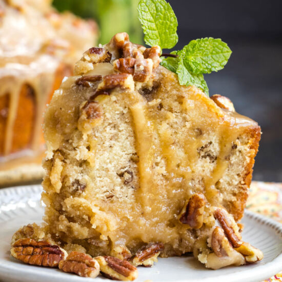 Bourbon Pecan Praline Pound Cake