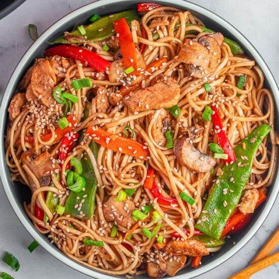 Easy Chicken Lo Mein