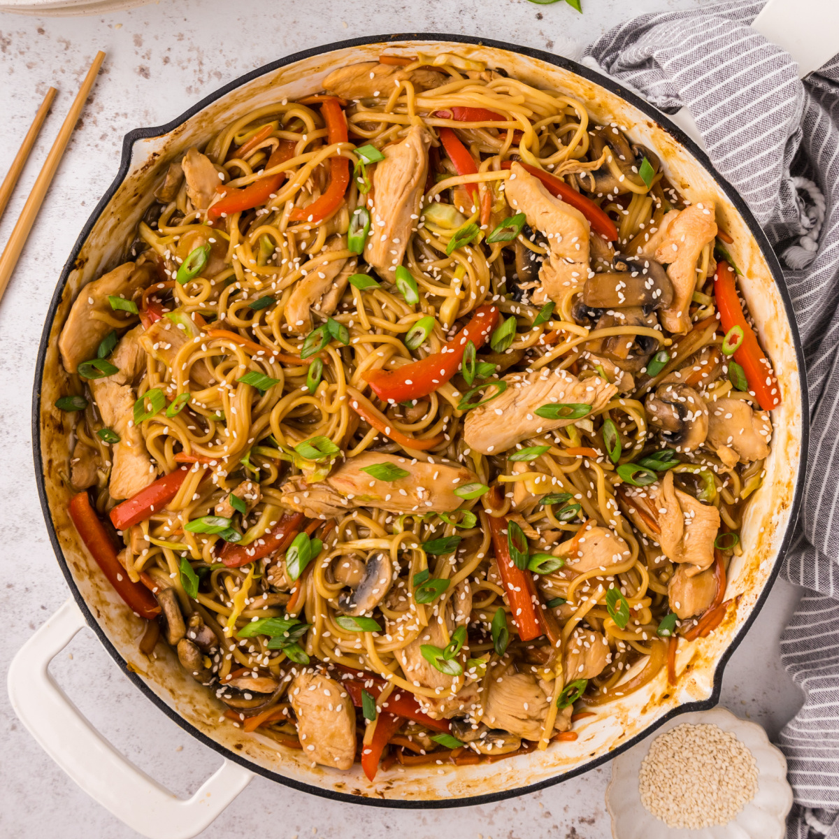Chicken Lo Mein