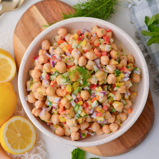 Mediterranean Chickpea Salad