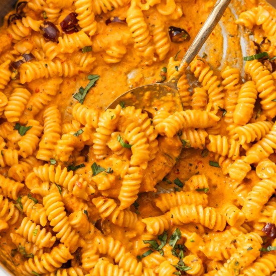 Creamy Roasted Red Pepper Pasta
