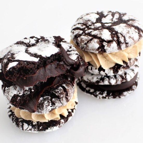 Crinkle Cookie Sandwiches