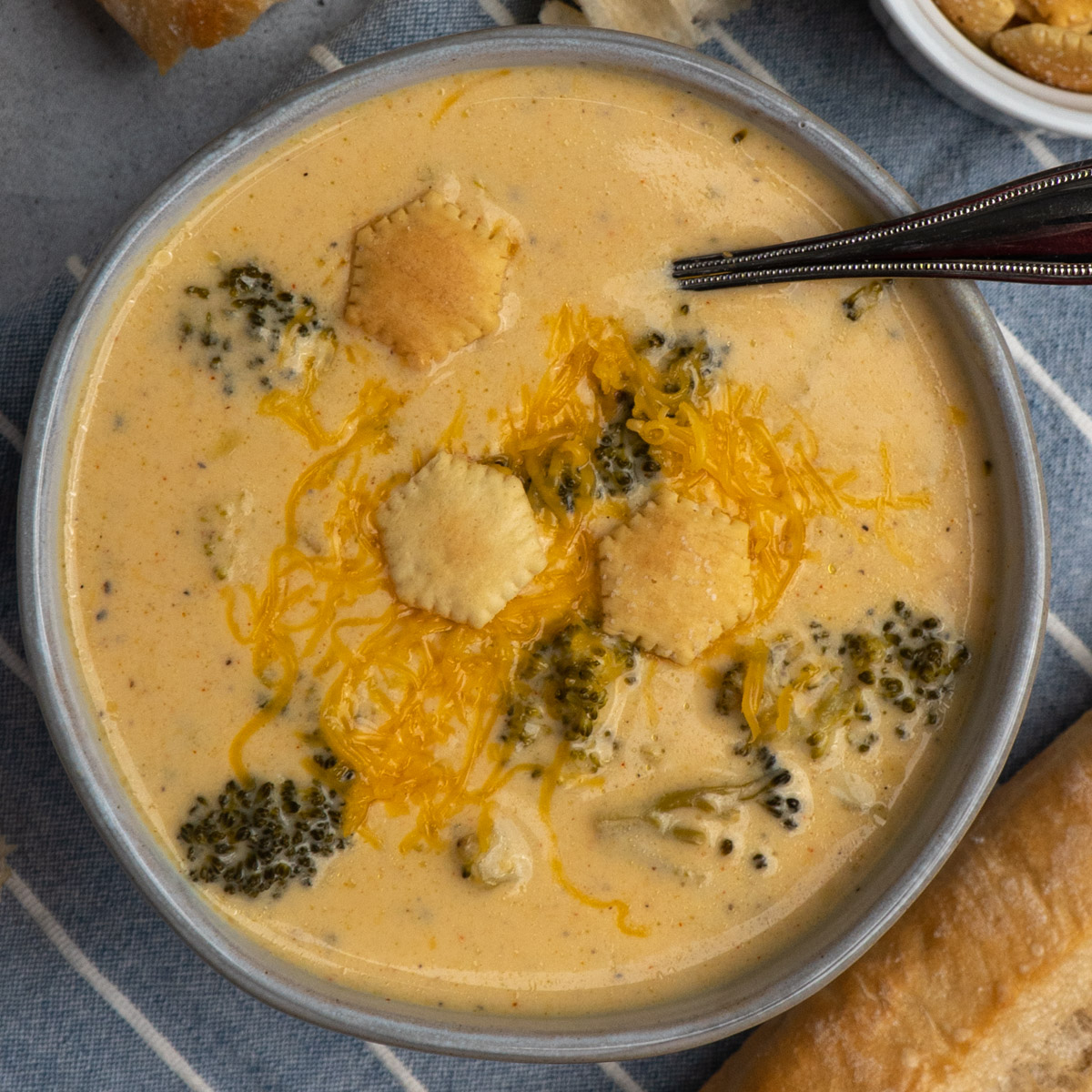 Crock Pot Broccoli Cheddar Soup