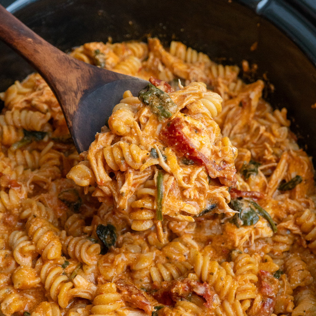 Crock Pot Tuscan Chicken Pasta