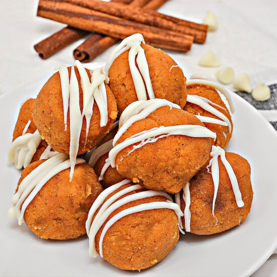 No Bake Keto Pumpkin Cake Balls