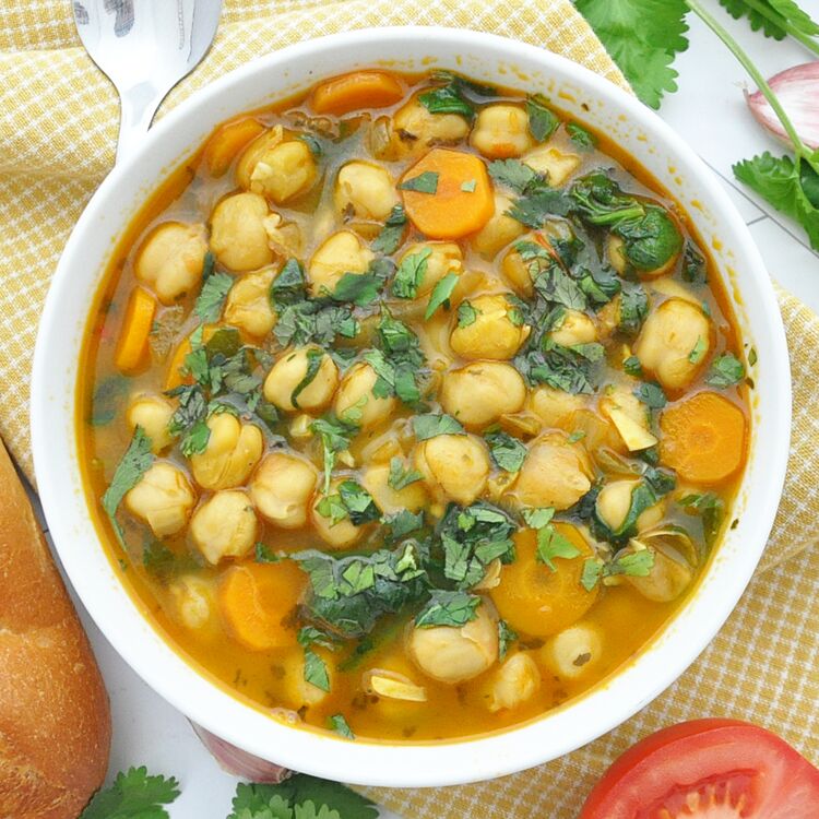 Spicy Mediterranean Chickpea Soup