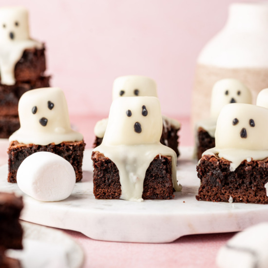 Easy Halloween Ghost Brownies