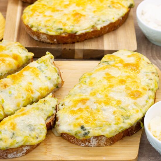 Hot Sandwiches with Leek and Cheese