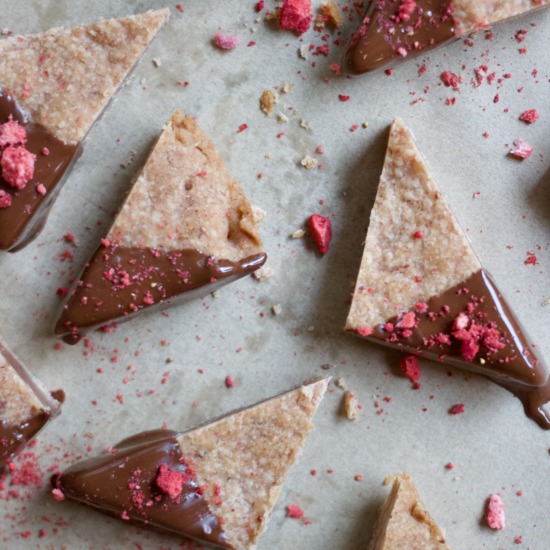 Chocolate-Strawberry Shortbread