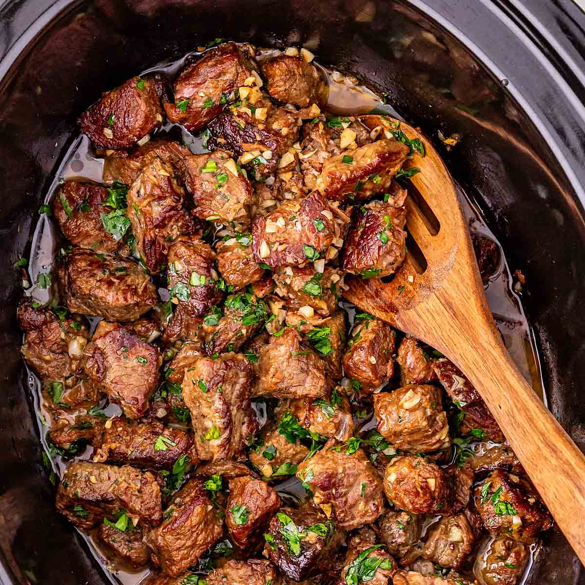 Crockpot Garlic Butter Steak Bites