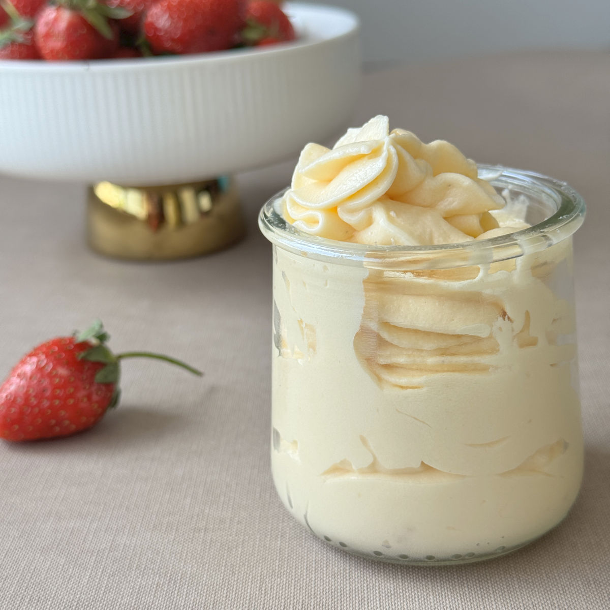 Velvety Cream Mousseline