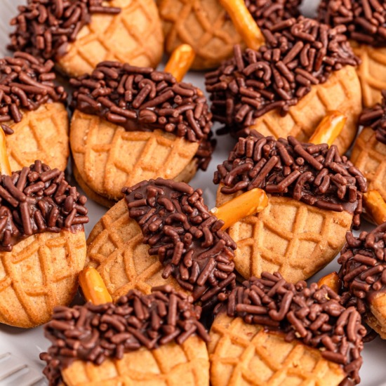 Nutter Butter Acorns