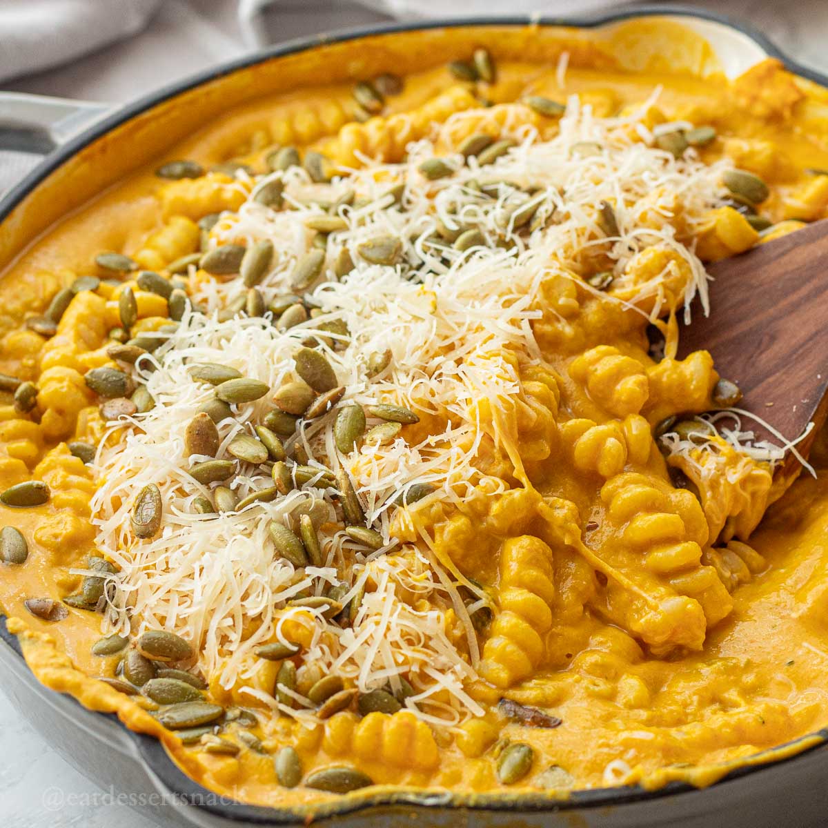 Creamy Garlic Pumpkin Pasta