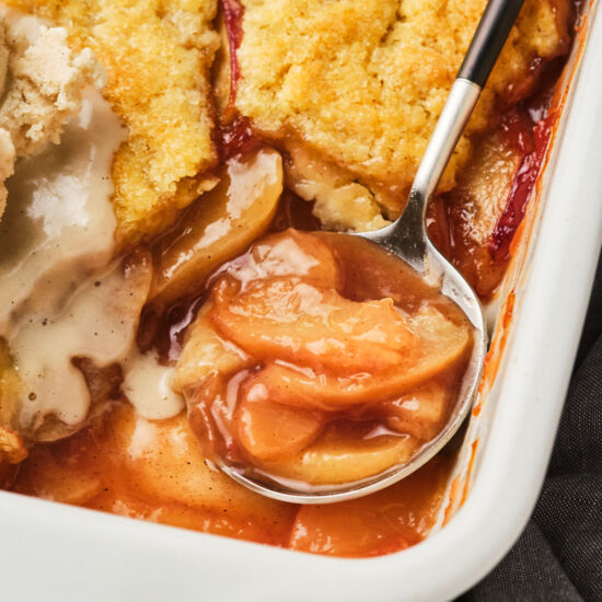 Vegan Peach Cobbler