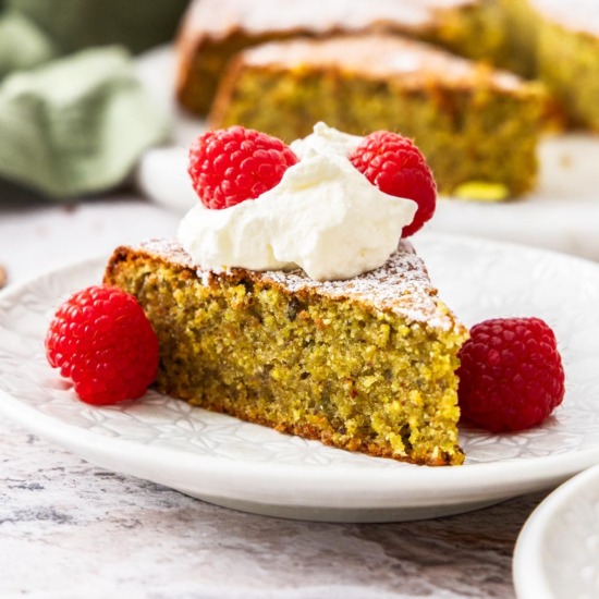 Flourless Pistachio Cake