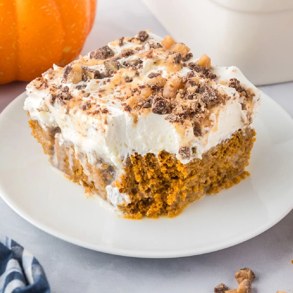 Pumpkin Poke Cake