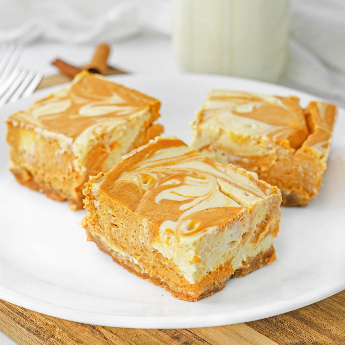 Pumpkin Swirl Cheesecake Bars