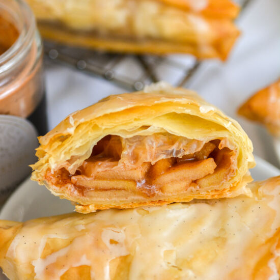Apple Turnovers with Phyllo Dough