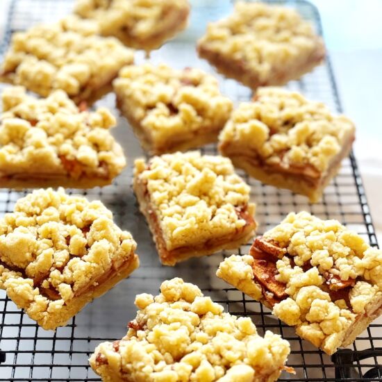 Apple Shortbread Bars