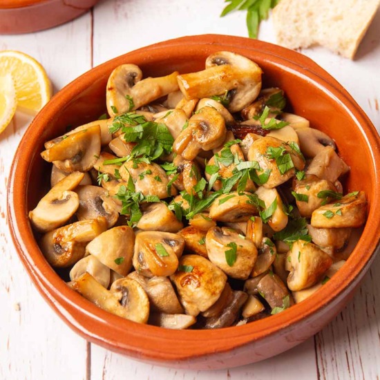 Spanish Garlic Mushrooms