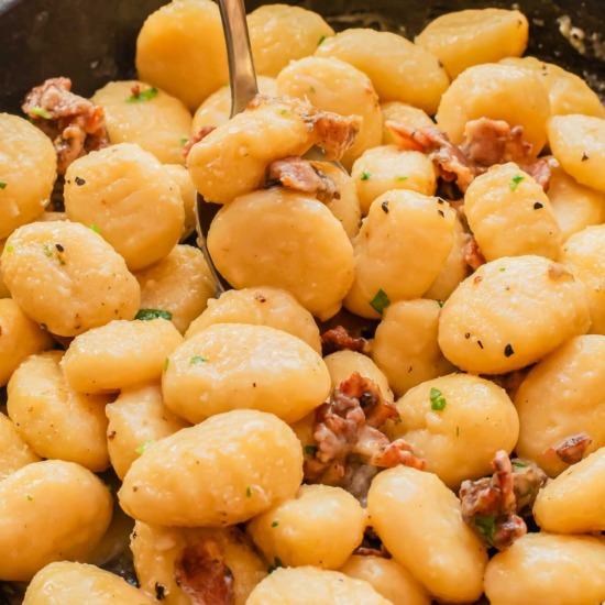 Gnocchi Carbonara