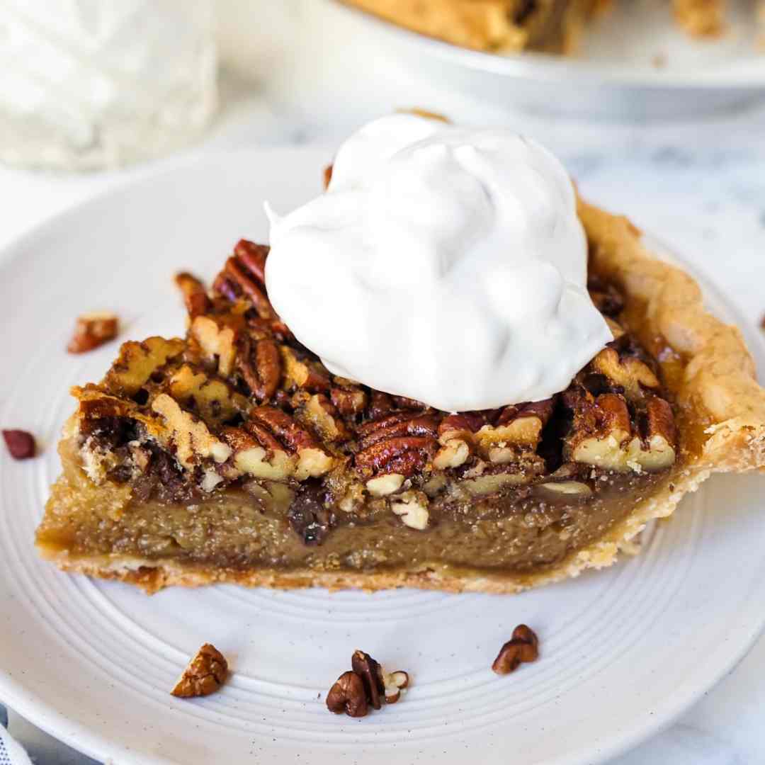 Easy Maple Pecan Pie