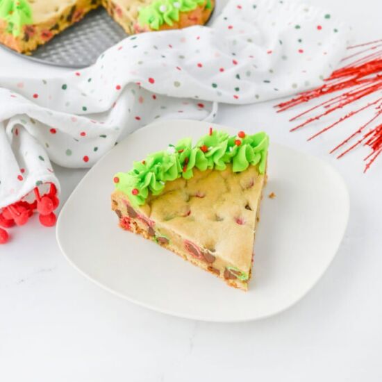 Easy Christmas Cookie Cake
