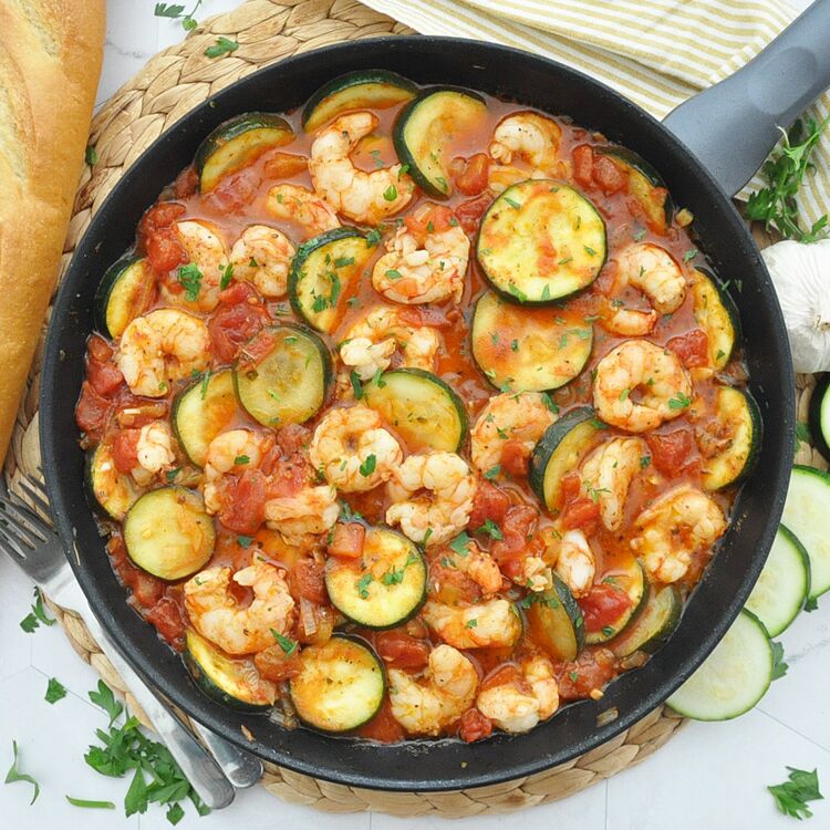 HEALTHY Shrimp and Zucchini Skillet
