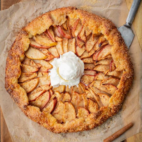 Easy Apple Crostata
