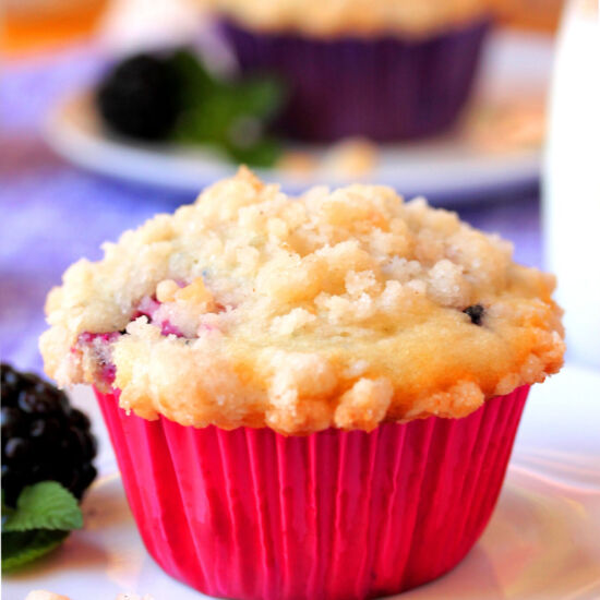 Blackberry Crumble Muffins