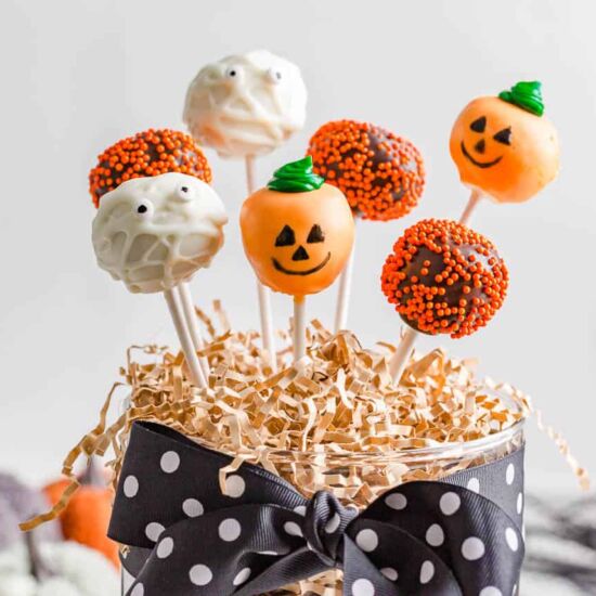 Halloween Cake Pops