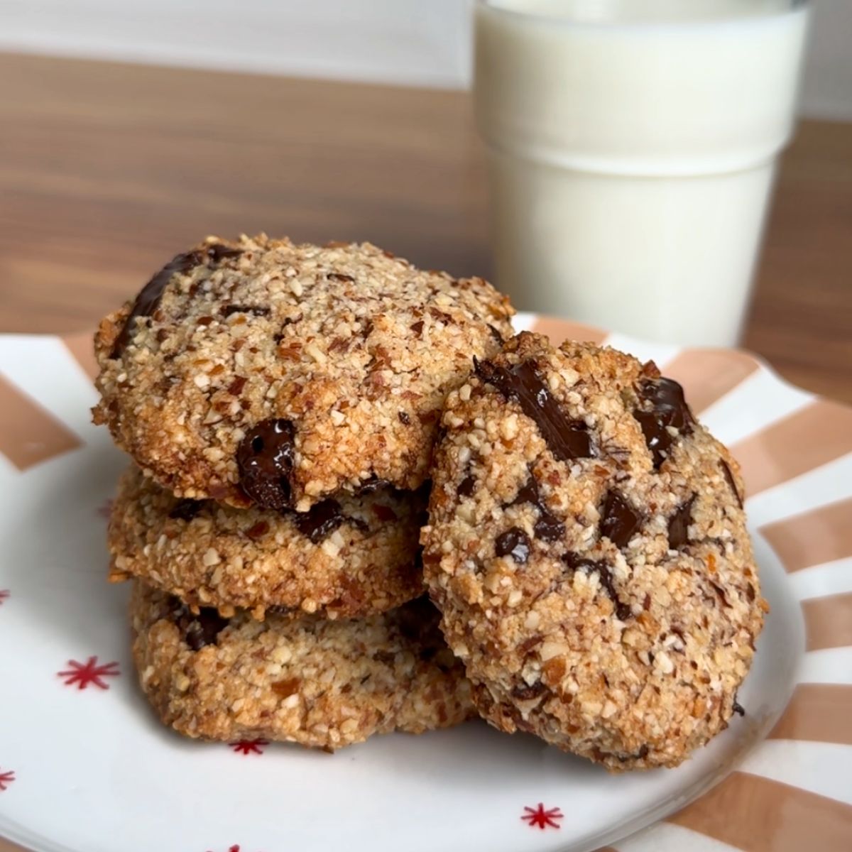 Almond Chocolate Chip Cookies