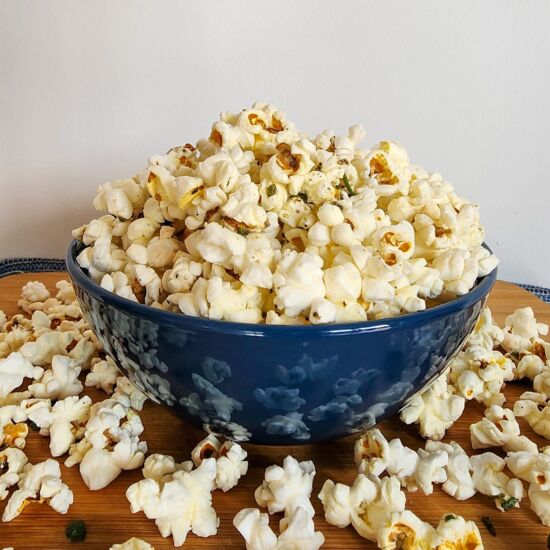 Buttery Rosemary & Pepper Popcorn