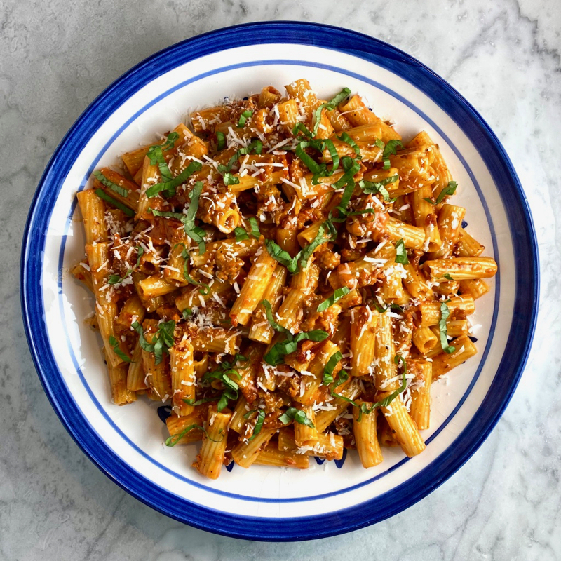 One-Pot Rigatoni alla Zozzona
