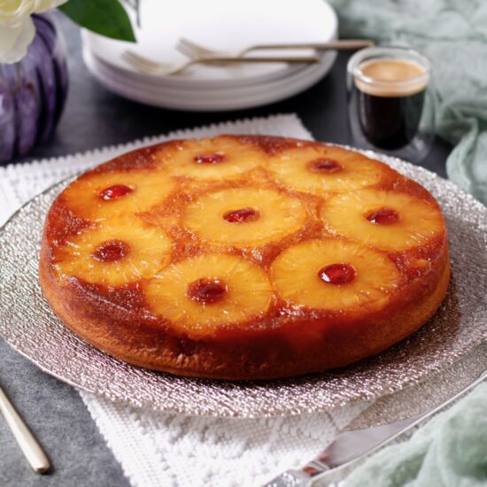 Moist Pineapple Upside-Down Cake