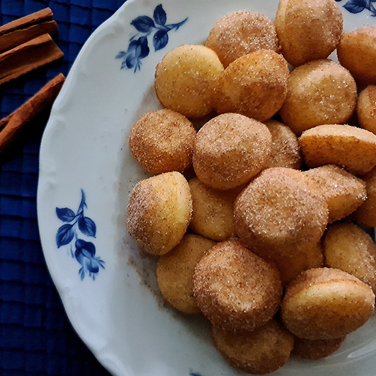 Mini Cinnamon Muffins